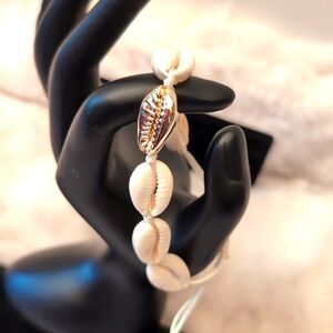 Bohemian Shell Bracelet With Silver Shell Focus